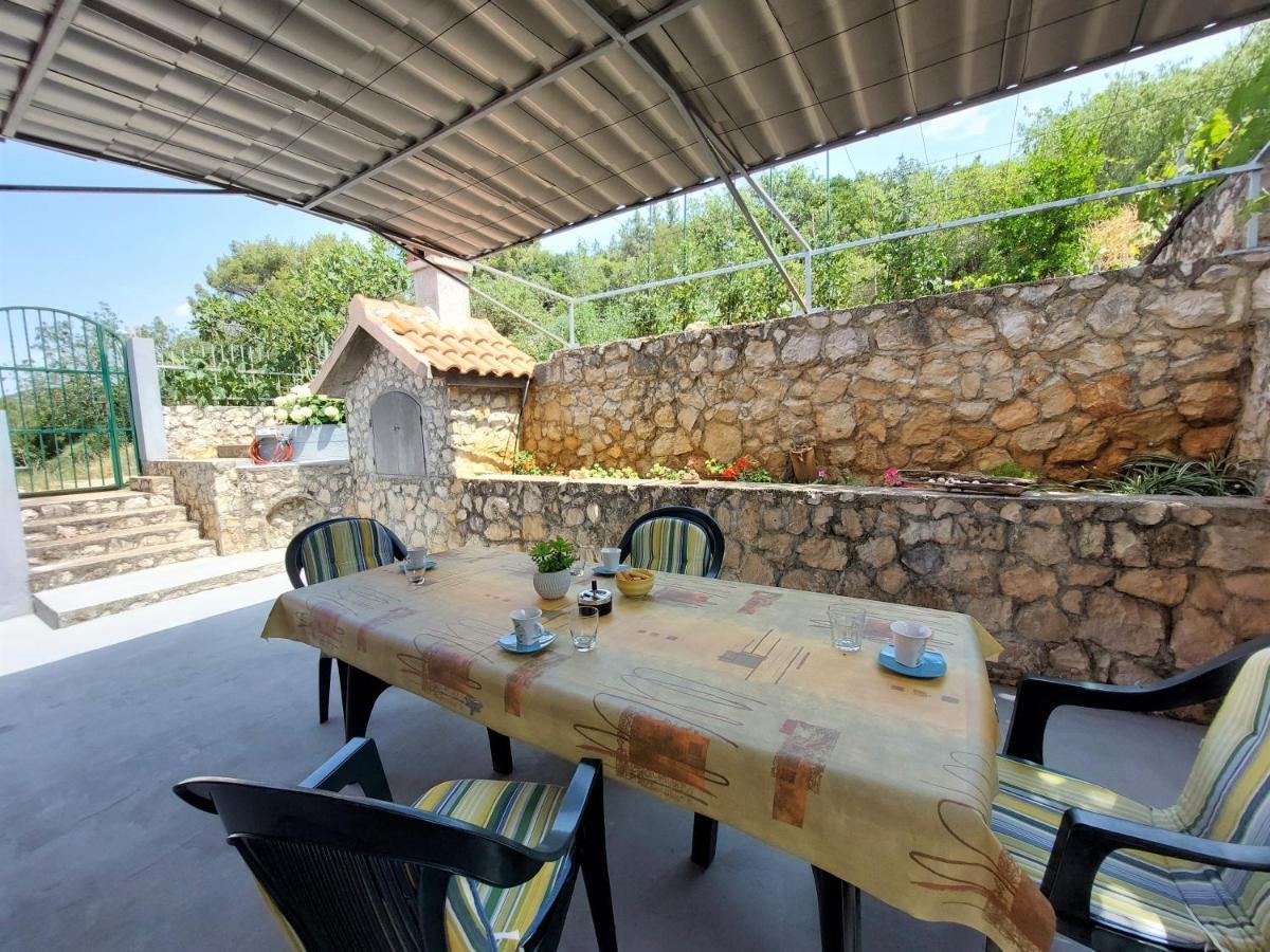 Holiday Home Oliva Bilice Exterior photo