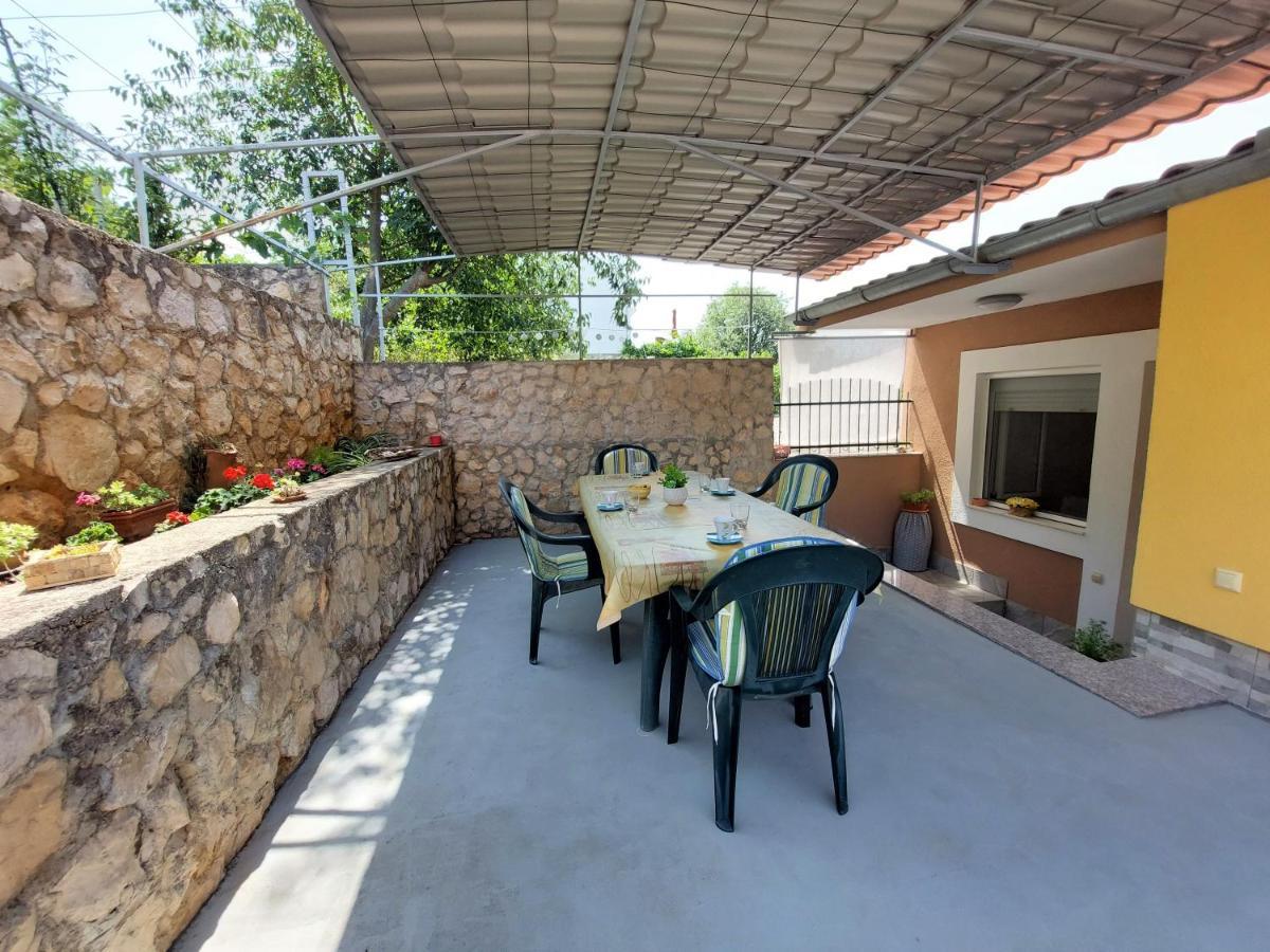 Holiday Home Oliva Bilice Exterior photo