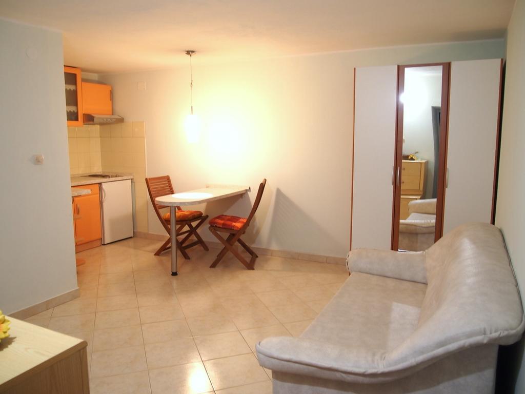 Holiday Home Oliva Bilice Exterior photo